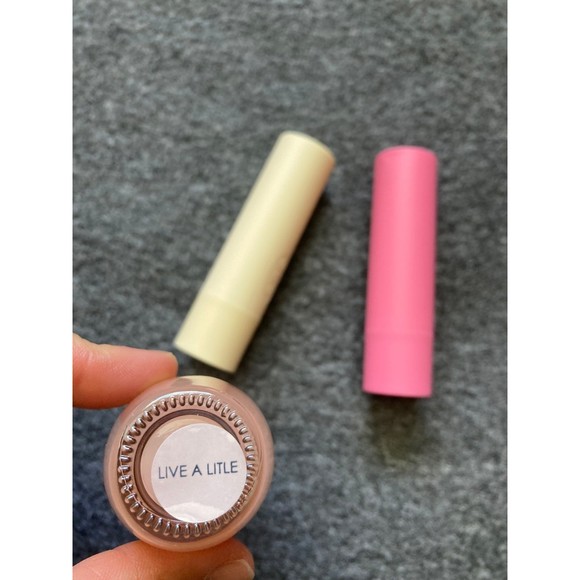 New eos Natural & Organic Lip Balm Stick -2 pk and Coat of Paint set by Mann - Picture 3 of 4